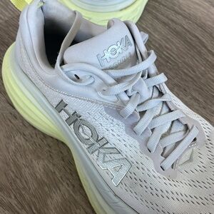 Hoka Bondi 8